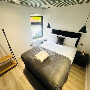 https://brand-new-apartment-key-spot-ideal-for-tourists.cambridgehotelsuk.com